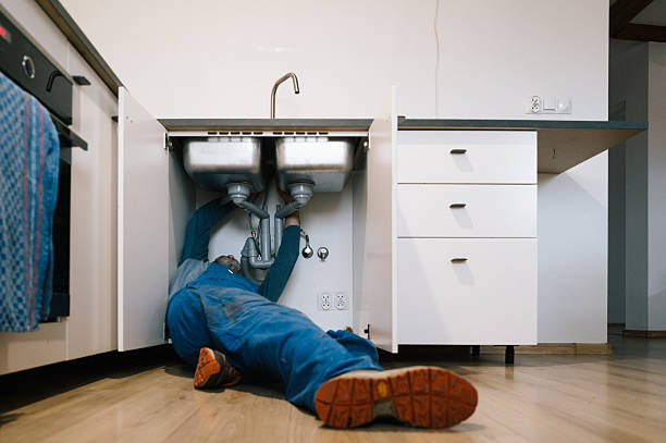 Professional Plumbing technician working in Rollinsford, NH